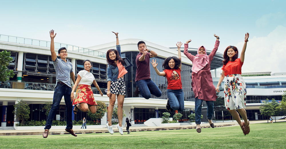 Sinh viên quốc tế học tập tại các trường đại học Singapore